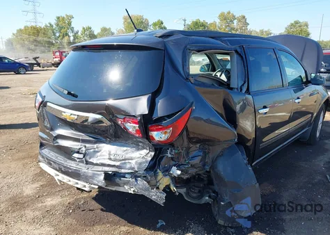 2014 Chevrolet Traverse Ls из США, поврежденный, VIN 1GNKRFKD8EJ200098